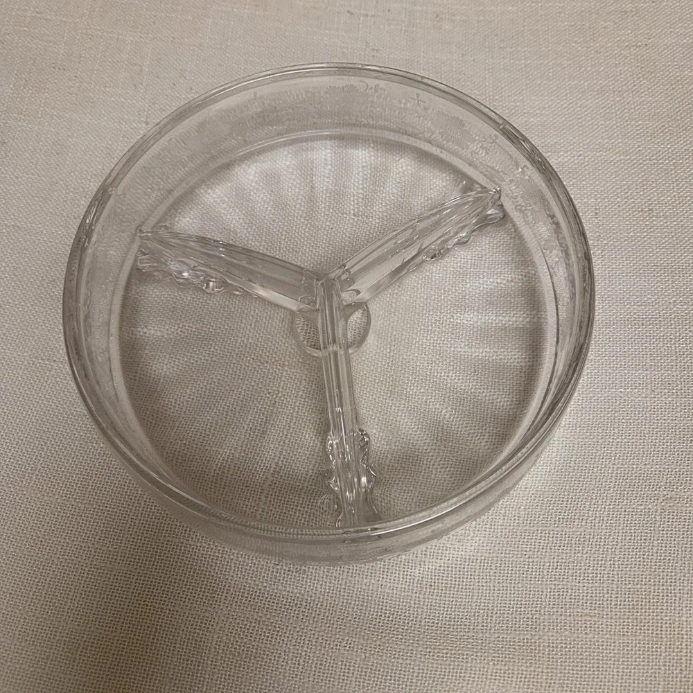 VINTAGE‎ GLASS  DIVIDED DISH WITH LID AND FLOWER DESIGNS-7